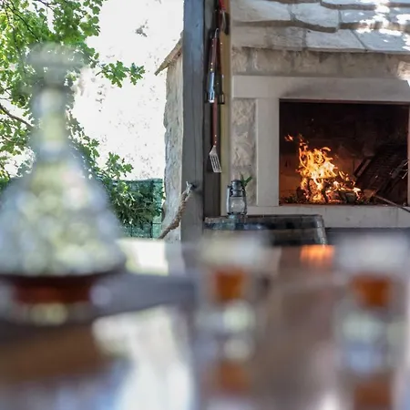 Zavala بيت للعطل *